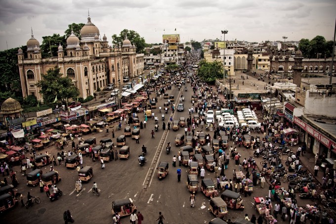 Busy Indian roads GettyImages 142420587 1